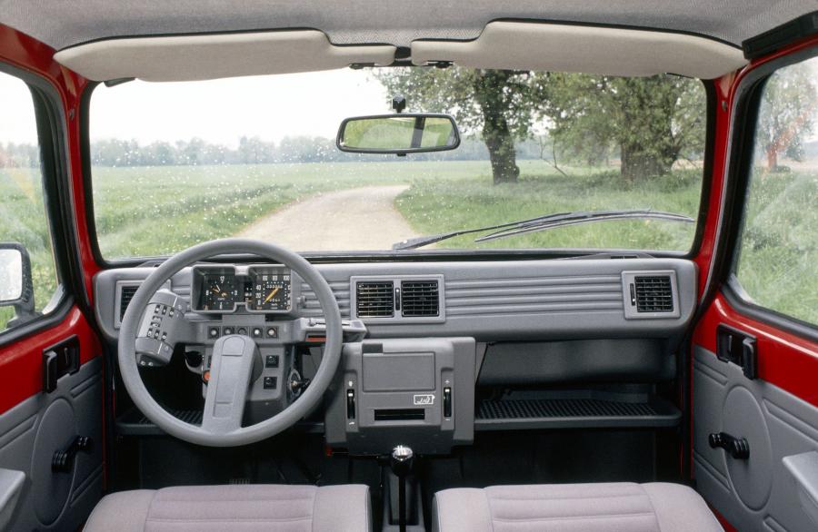 Торпедо Citroen Visa 11 E 1983 года  (фото 11 из 11)